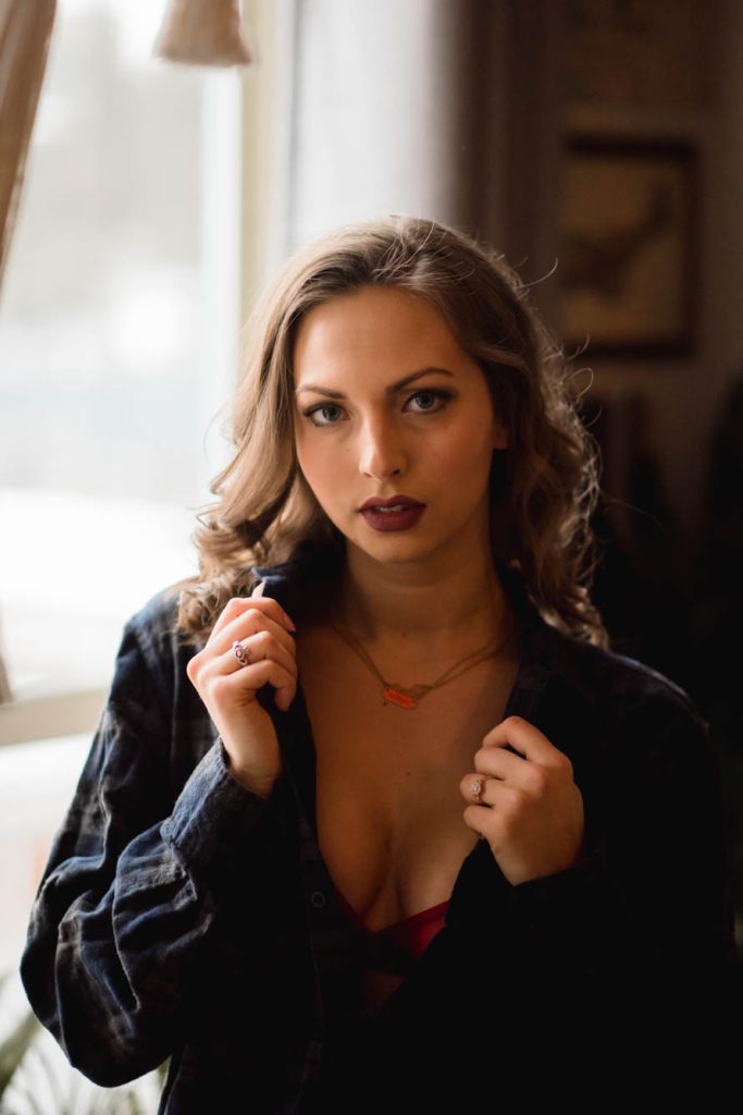 Empowerment Boudoir Photosession Stunning portrait