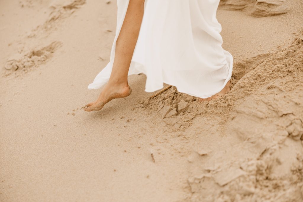 Destination Couples Photoshoot Travel photographer Oregon Coast