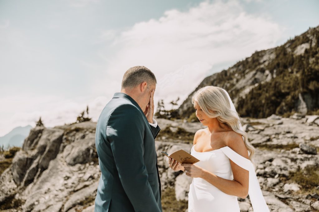 Helicopter elopement at the top of the mountain peeks over the fraser valley. Helicopter flight with Sky helicopters. bridal portraits