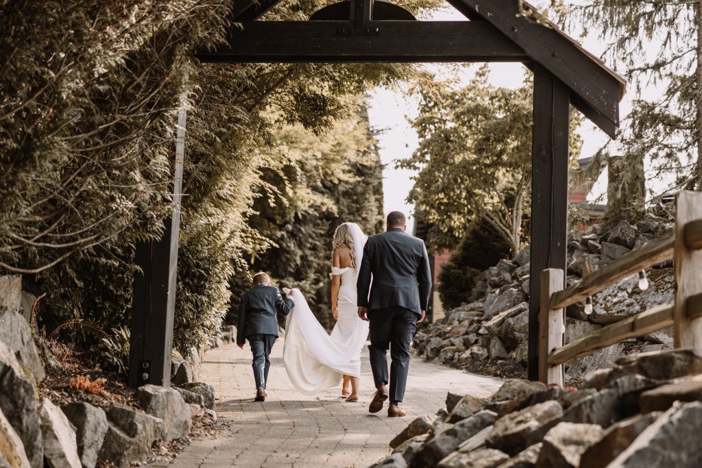 wedding at the lodge on harrison with kate paterson photography