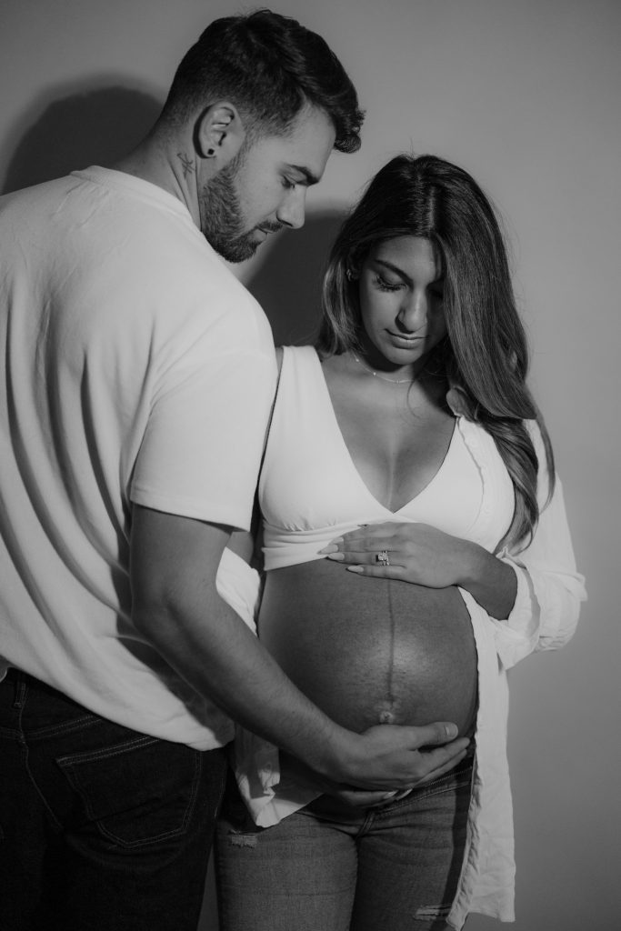 Maternity photo in Kate Patersons studio Abbotsford