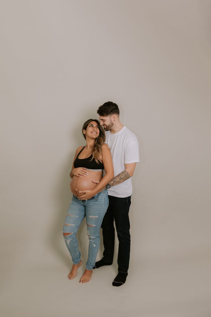 Maternity photo in Kate Patersons studio Abbotsford